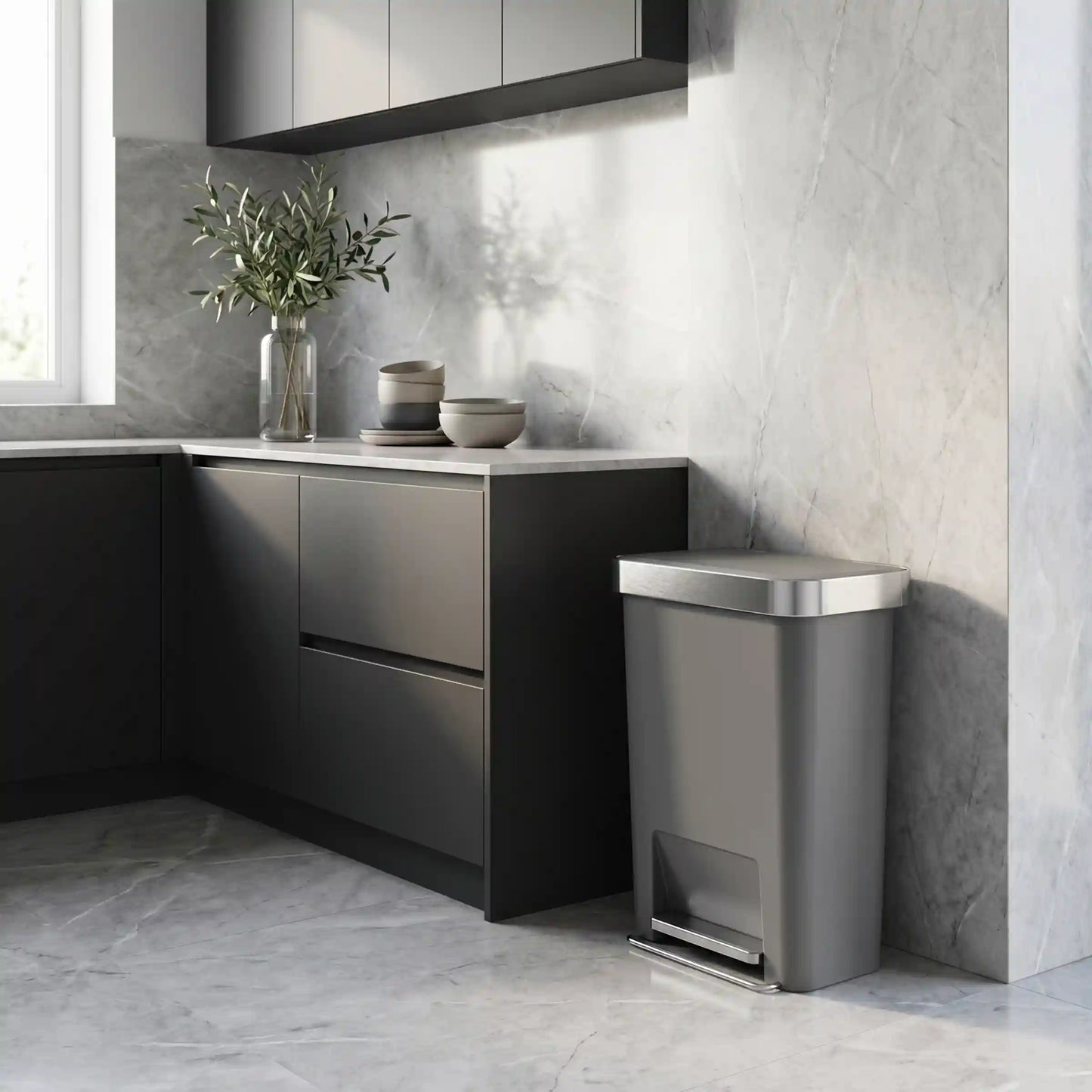 45L Hybrid Step Can