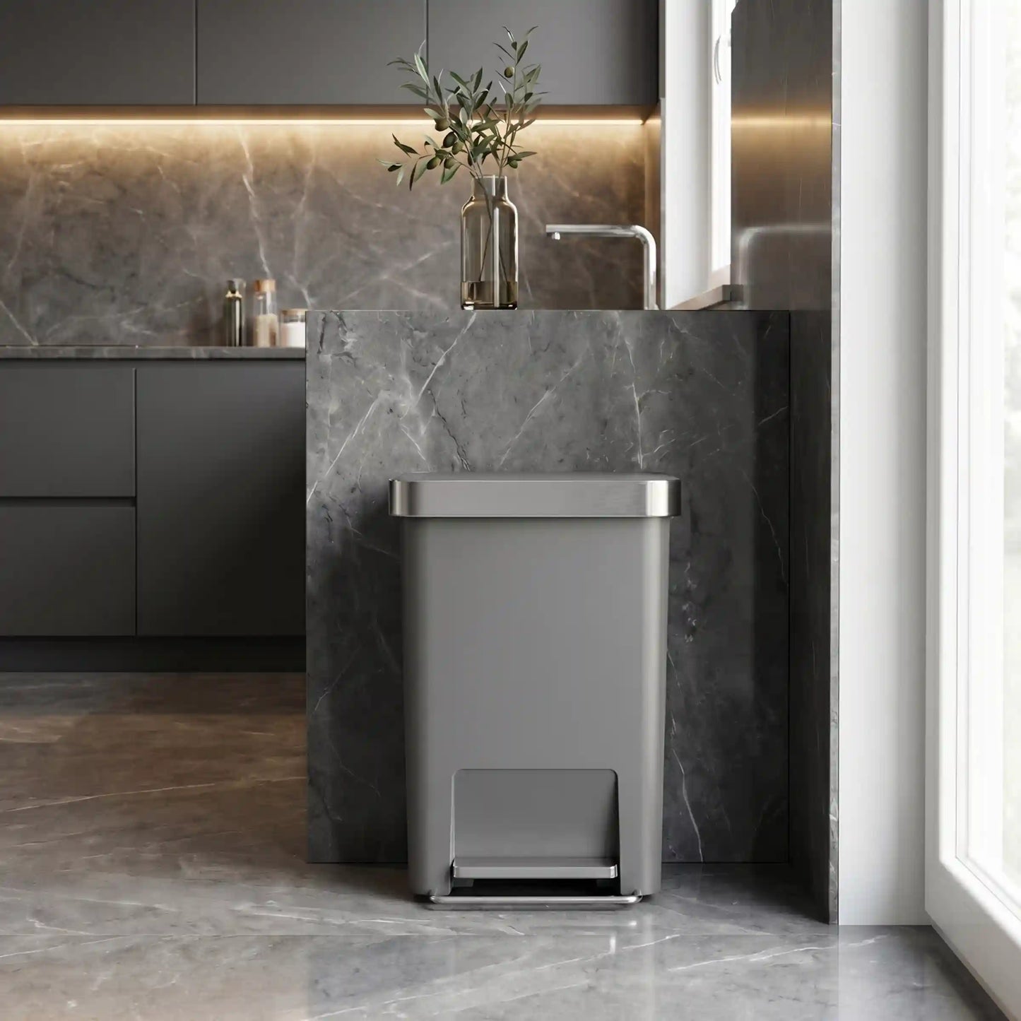 45L Hybrid Step Can